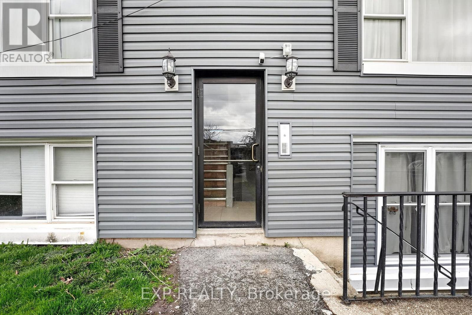 41 Hartzel Road, St. Catharines, Ontario  L2P 1M6 - Photo 7 - X12996896