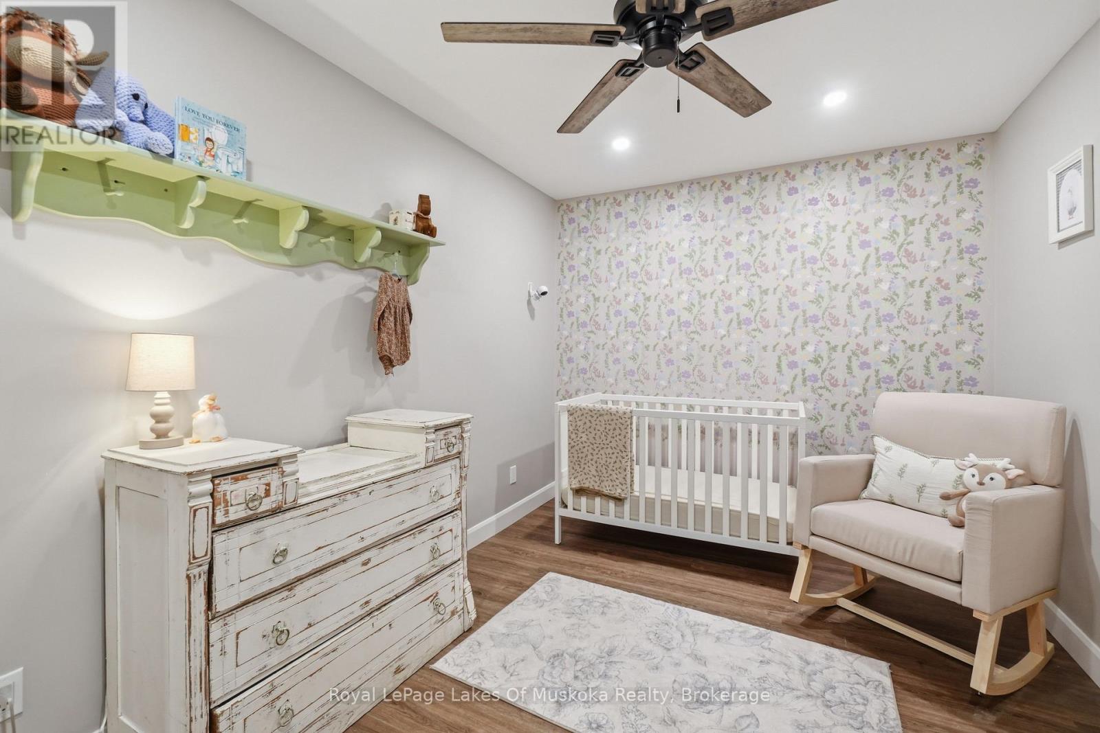 12 Manominee Street, Huntsville, Ontario  P1H 1H2 - Photo 14 - X12996660