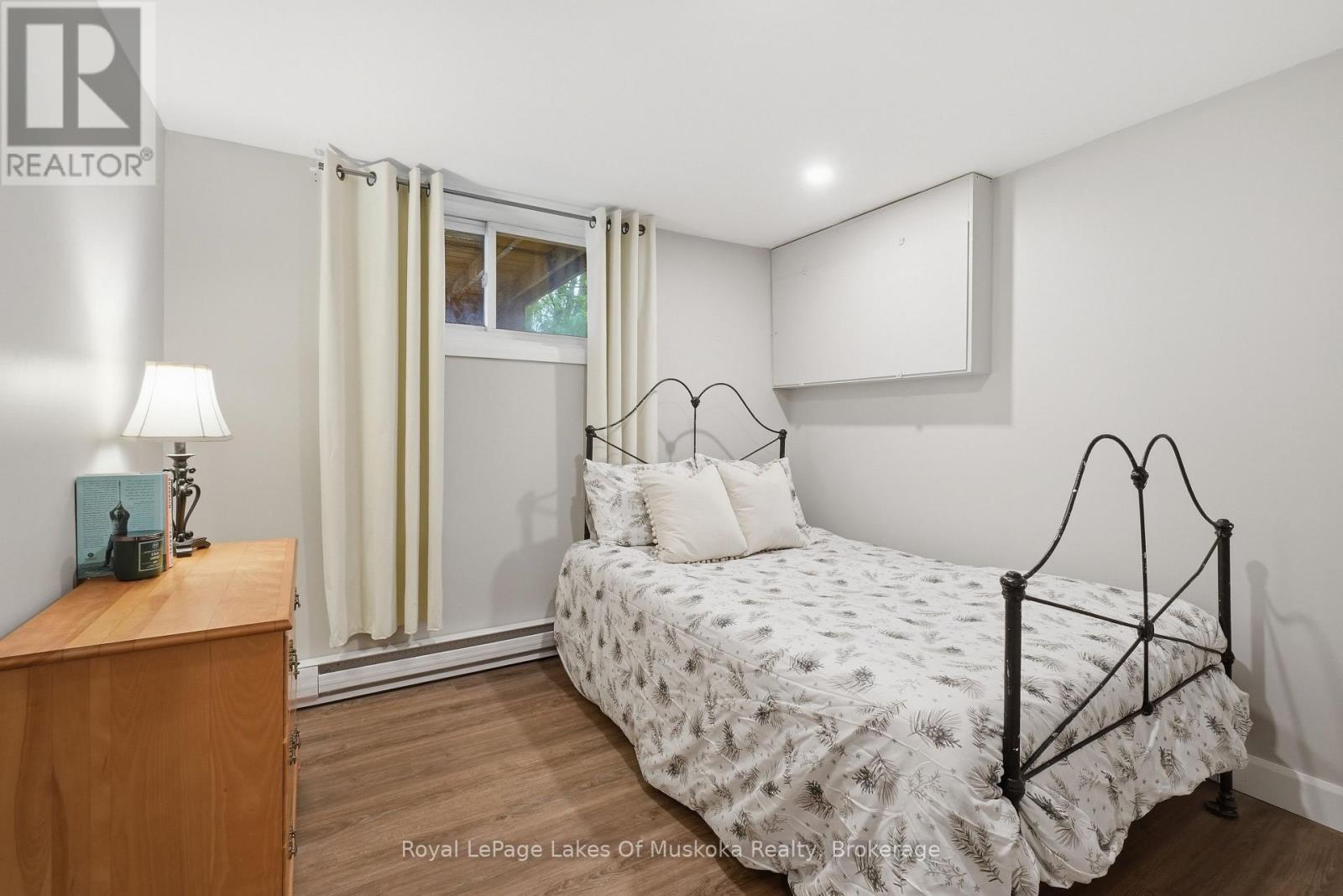 12 Manominee Street, Huntsville, Ontario  P1H 1H2 - Photo 20 - X12996660