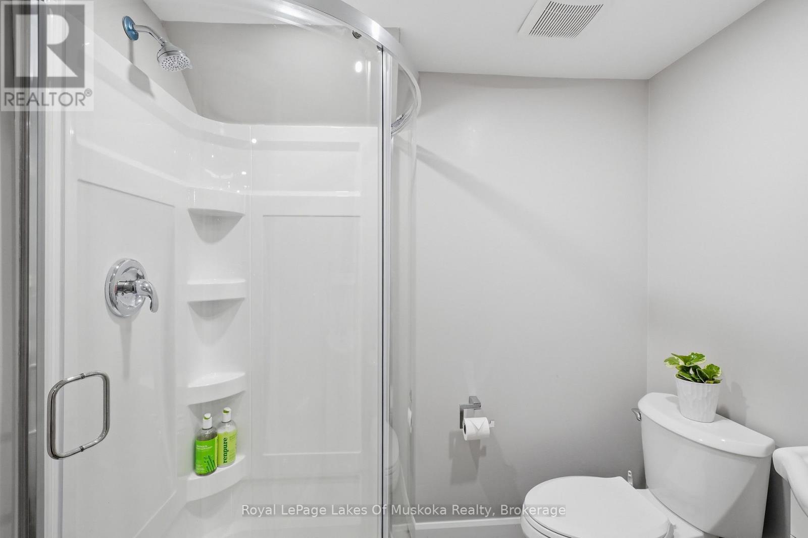 12 Manominee Street, Huntsville, Ontario  P1H 1H2 - Photo 22 - X12996660