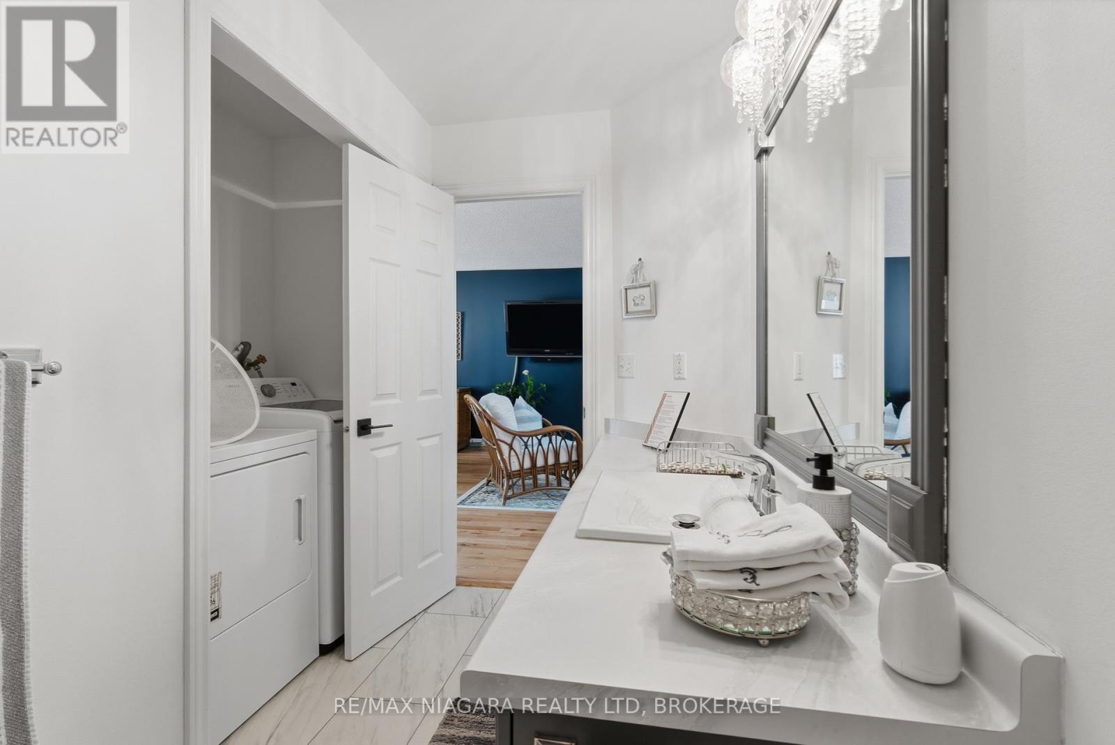 14 - 165 Main Street E, Grimsby, Ontario  L3M 1P2 - Photo 15 - X12996884