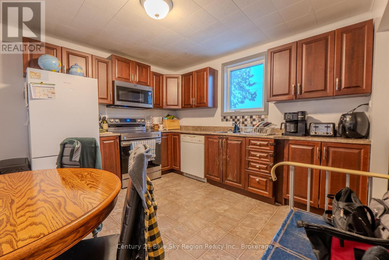 380 Park Avenue, North Bay, Ontario  P1B 7L3 - Photo 12 - X12996968