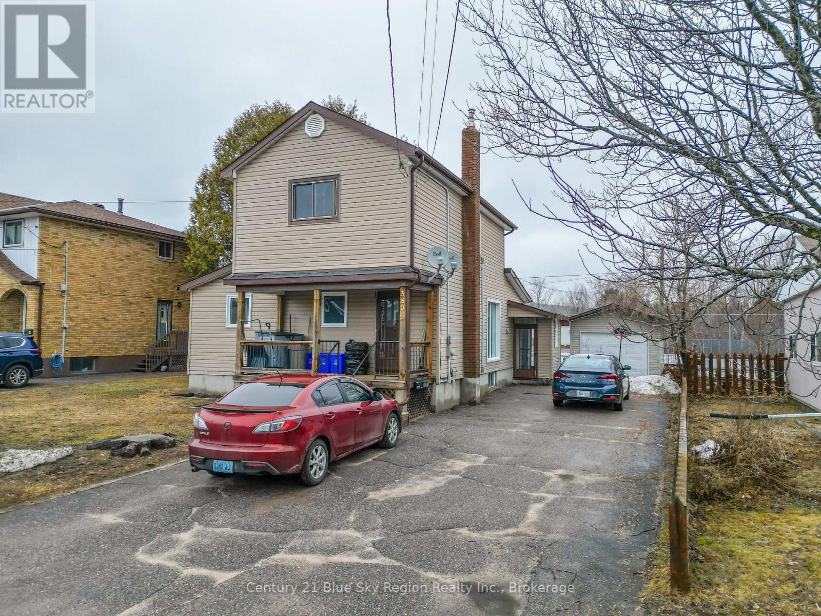 380 Park Avenue, North Bay, Ontario  P1B 7L3 - Photo 2 - X12996968