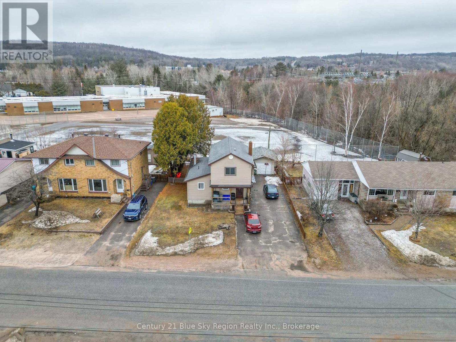 380 Park Avenue, North Bay, Ontario  P1B 7L3 - Photo 6 - X12996968