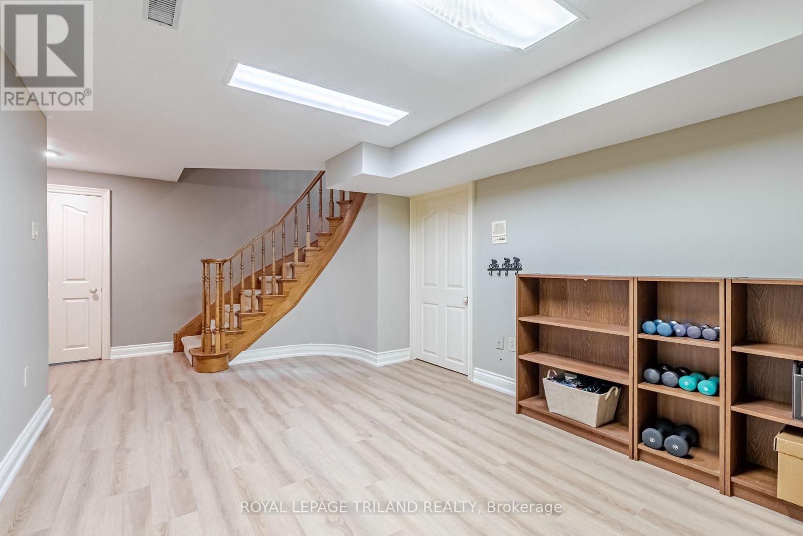 28 Sinclair Crescent, Aylmer, Ontario  N5H 3B7 - Photo 31 - X12939398