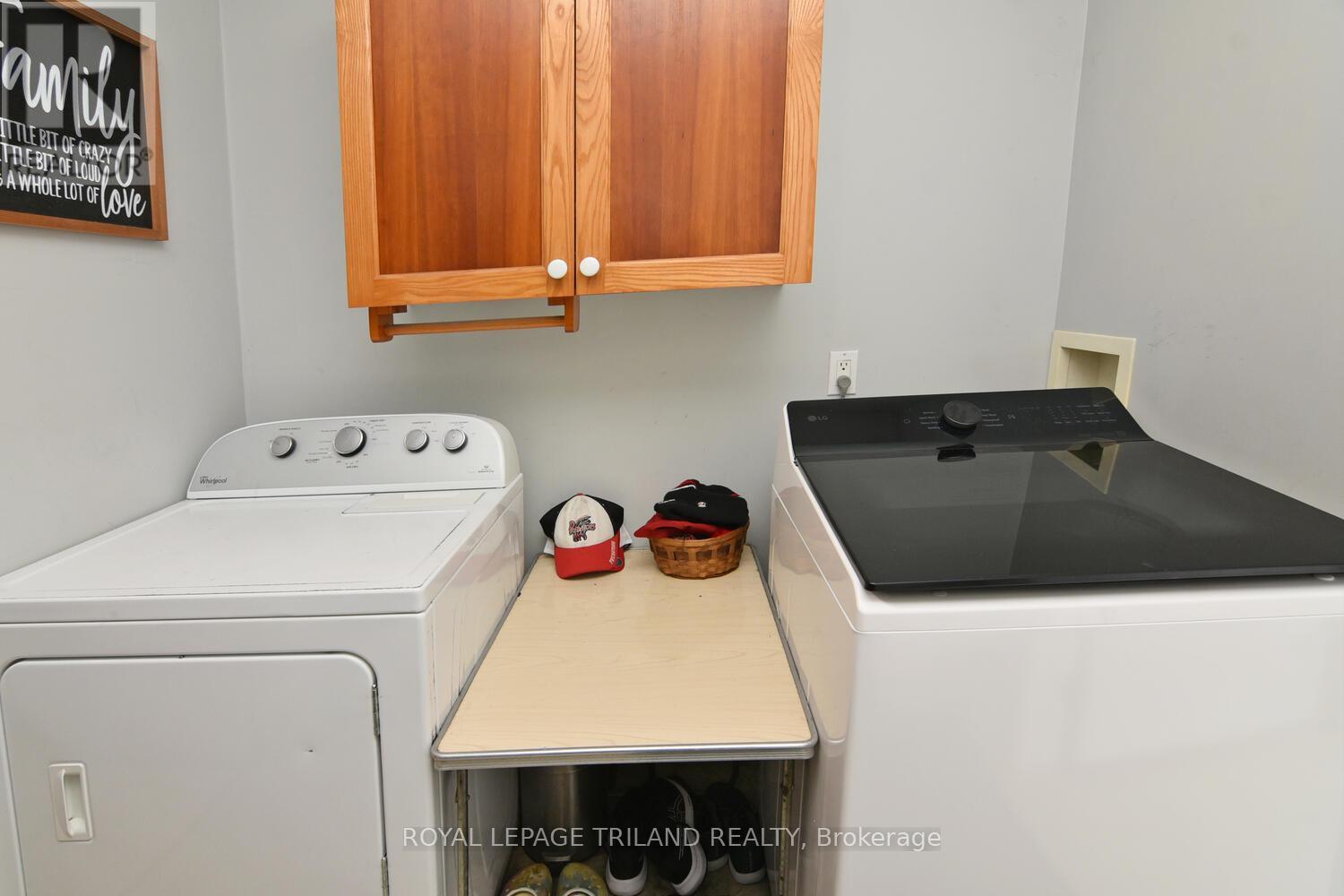 9907 Eric Street, Lambton Shores, Ontario  N0M 2N0 - Photo 24 - X12981916