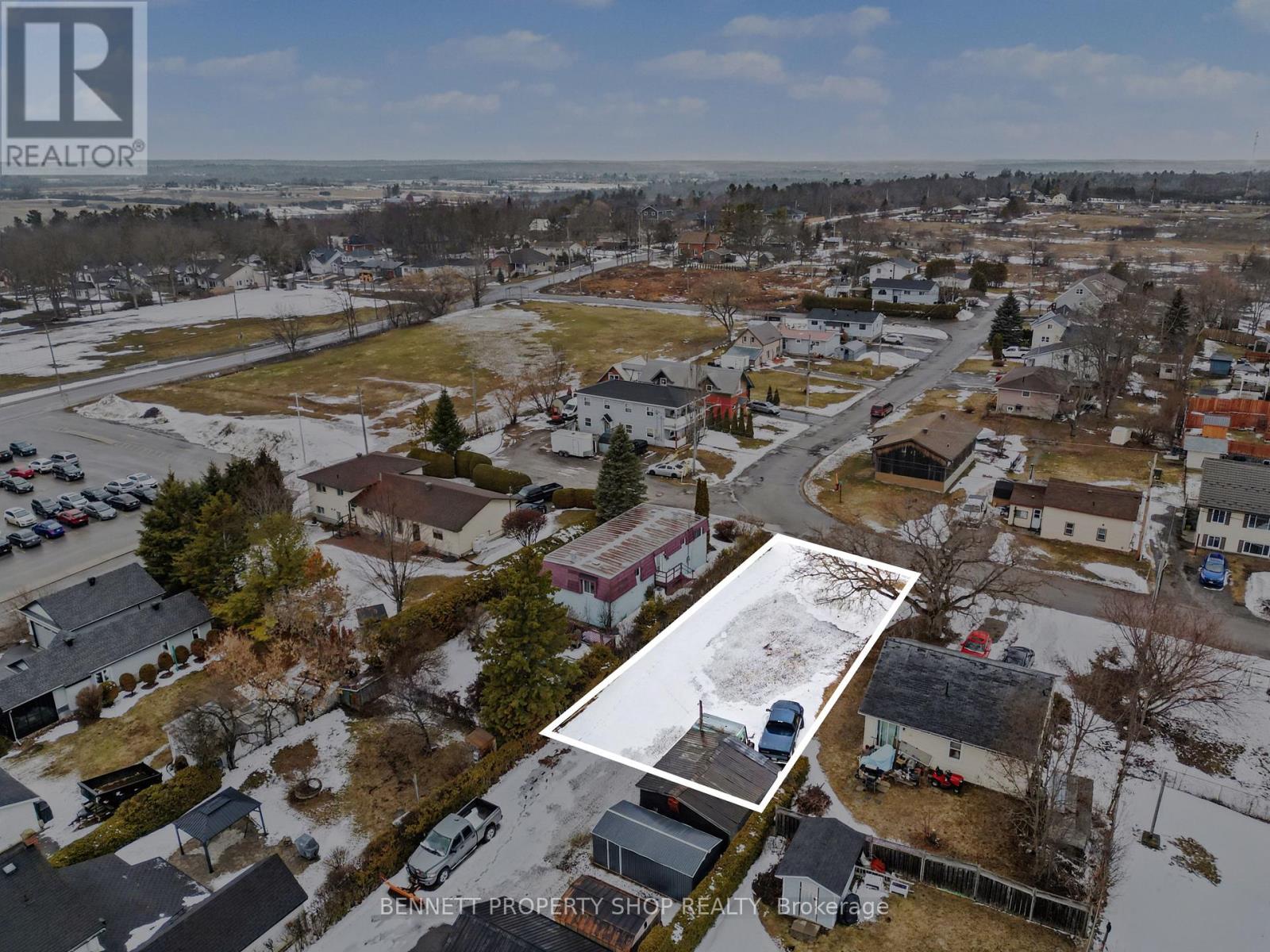 172 Adelaide Street, Mississippi Mills, Ontario  K0A 1A0 - Photo 3 - X12930726