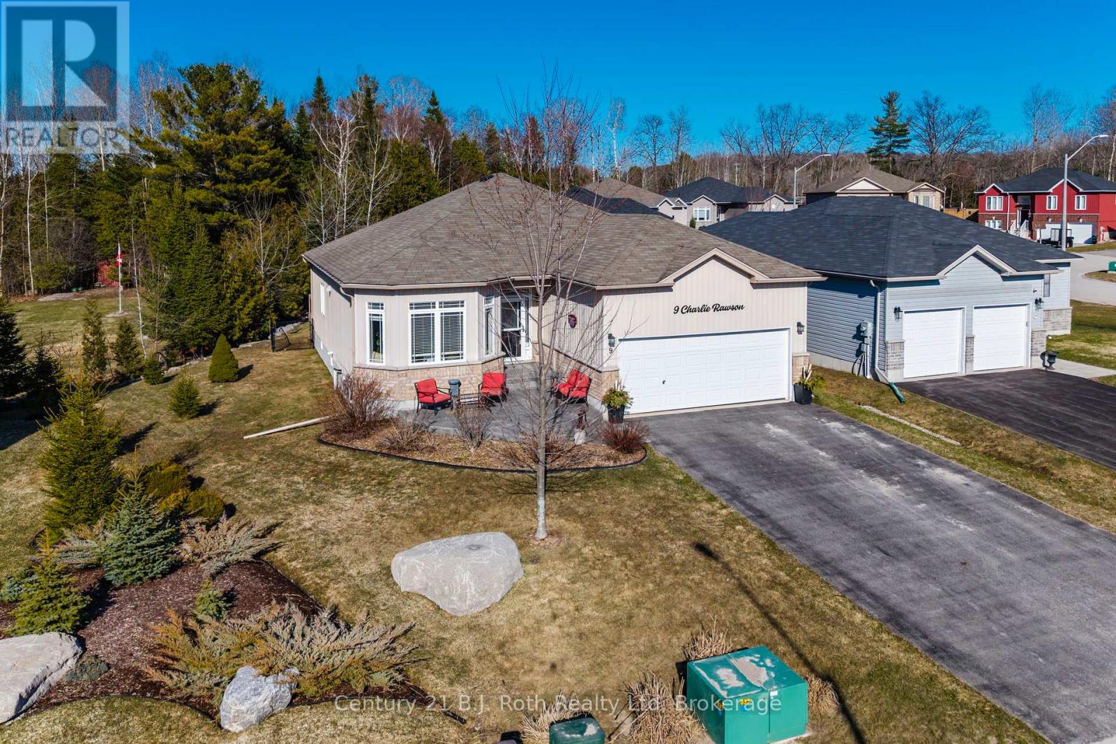 9 Charlie Rawson Boulevard, Tay, Ontario  L0K 2A0 - Photo 40 - S12996870