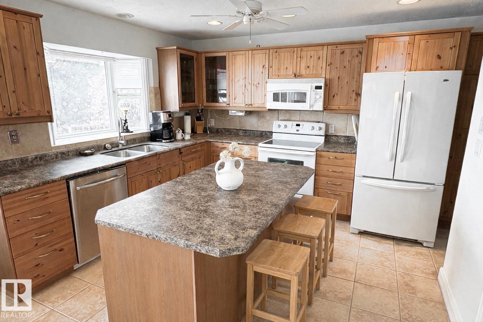 A15 Wicks St, Rural Leduc County, Alberta  T0C 2P0 - Photo 13 - E4469191