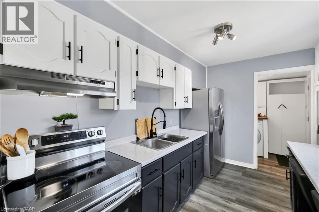 104 Southworth Street, Welland, Ontario  L3B 1Y8 - Photo 9 - 40819508