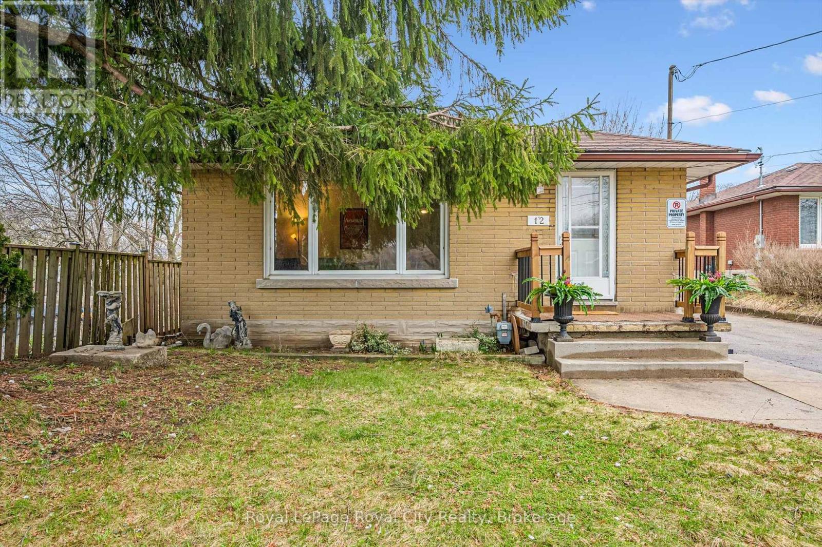 12 Del Mar Boulevard, Guelph, Ontario  N1E 2K8 - Photo 2 - X12996848