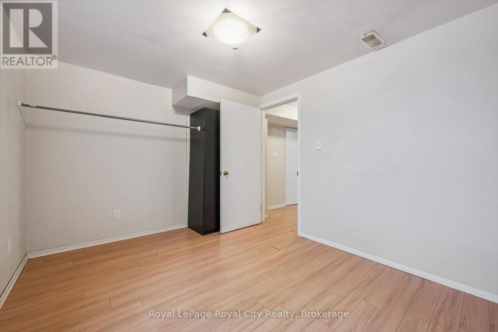 12 Del Mar Boulevard, Guelph, Ontario  N1E 2K8 - Photo 21 - X12996848