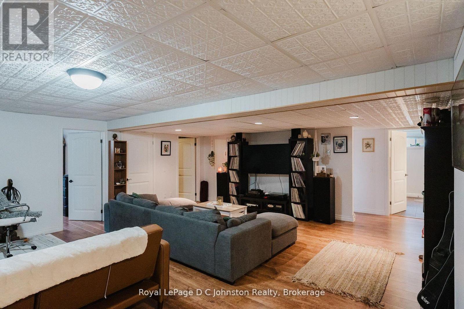 477 Buckby Lane, Saugeen Shores, Ontario  N0H 2C1 - Photo 22 - X12996942