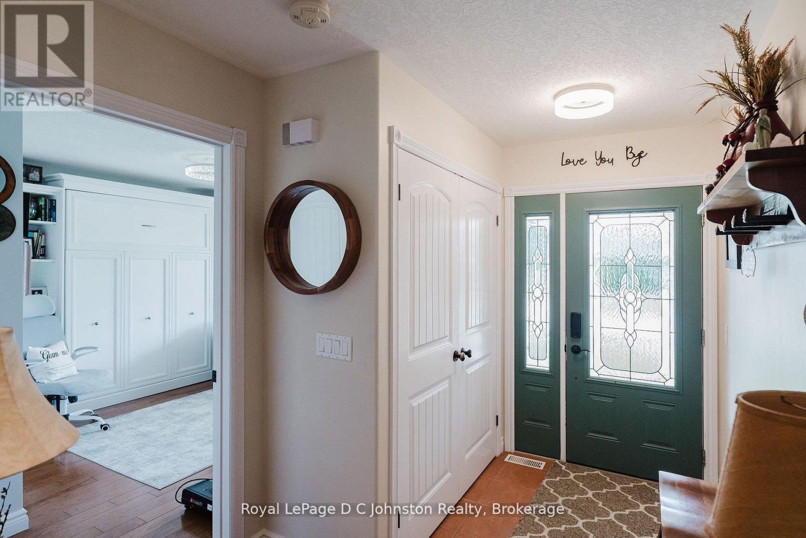 477 Buckby Lane, Saugeen Shores, Ontario  N0H 2C1 - Photo 5 - X12996942