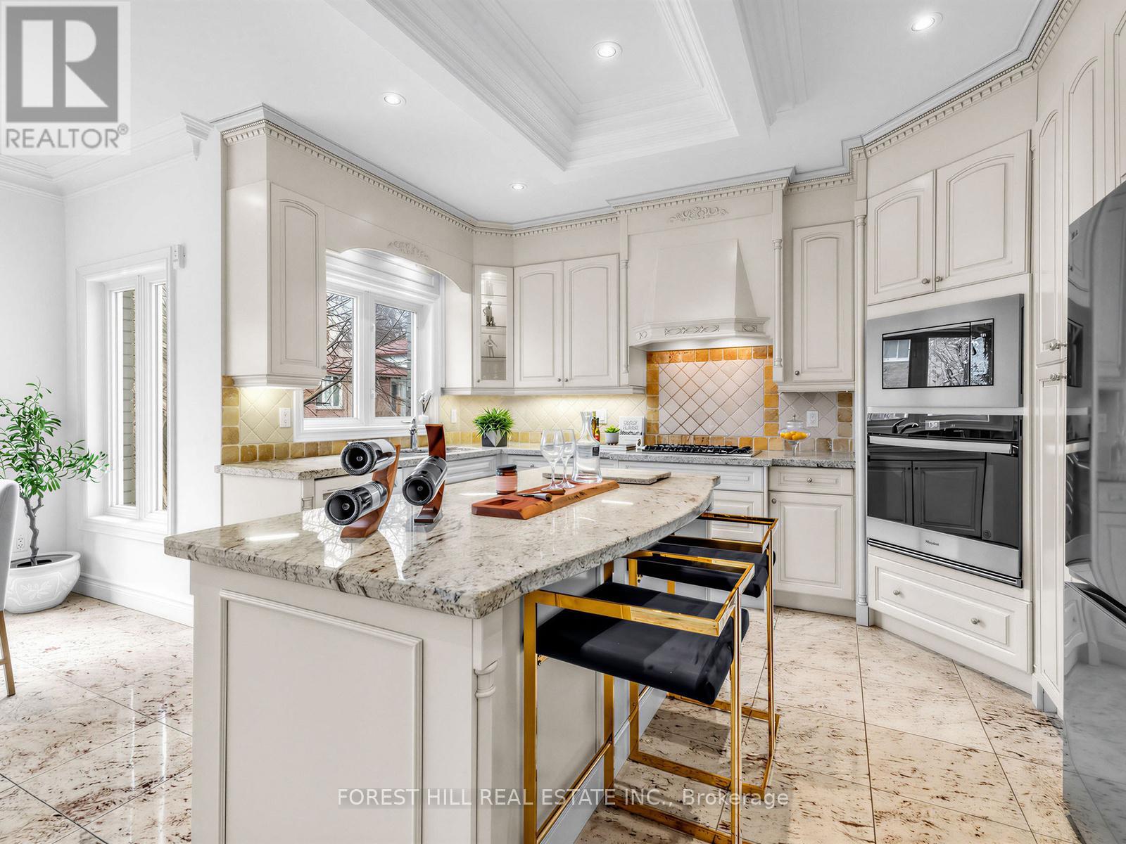 16 Northwood Drive, Toronto, Ontario  M2M 2J8 - Photo 21 - C12996122