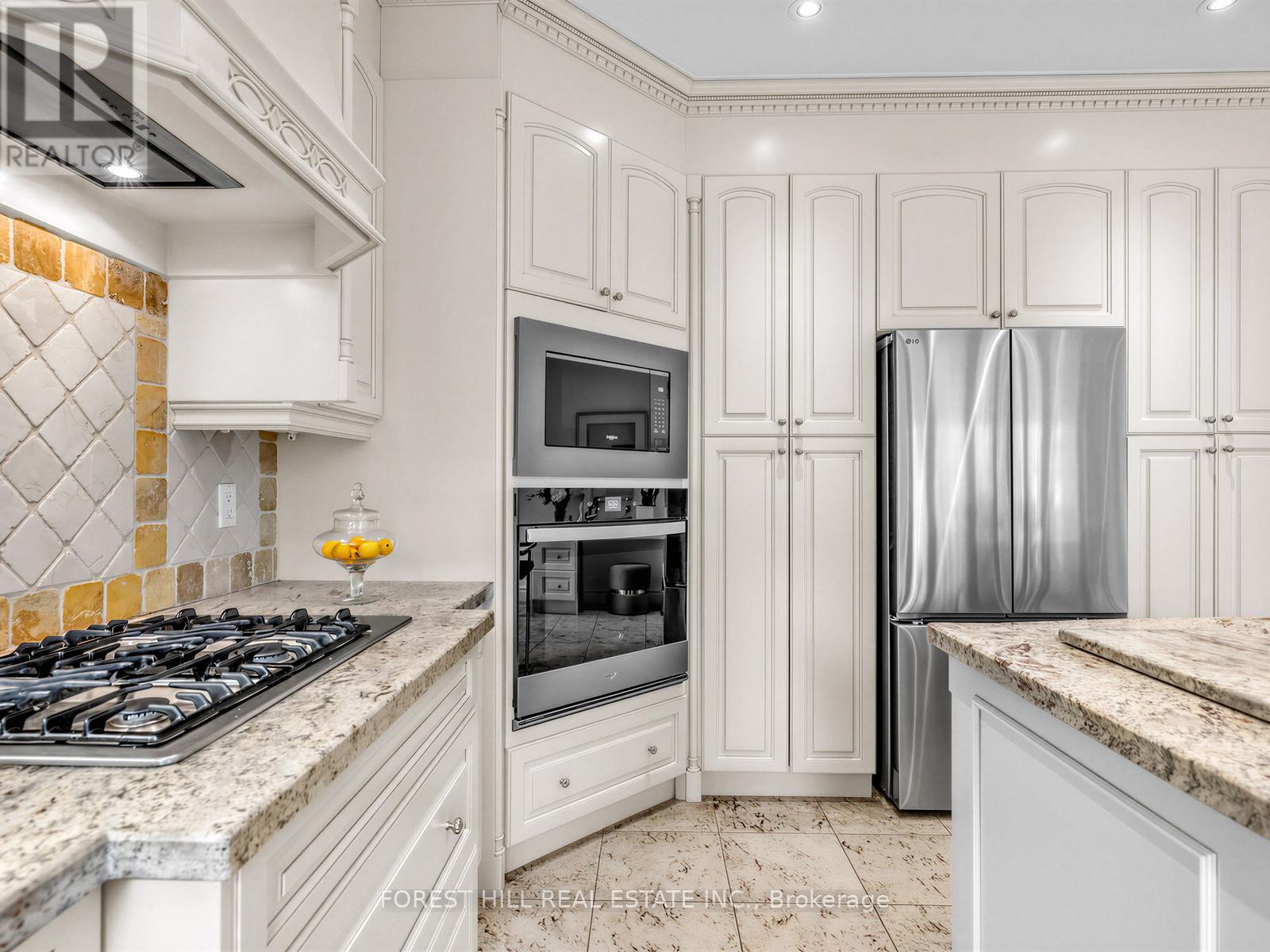 16 Northwood Drive, Toronto, Ontario  M2M 2J8 - Photo 23 - C12996122