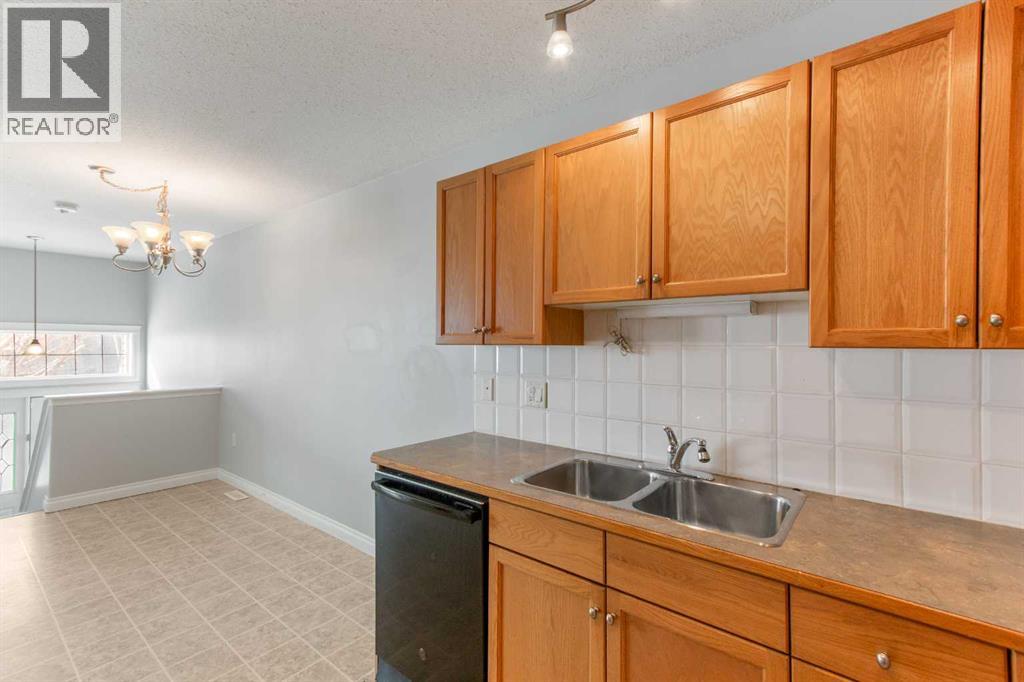 204, 4833 52 Street, Olds, Alberta  T4H 1G2 - Photo 10 - A2291386