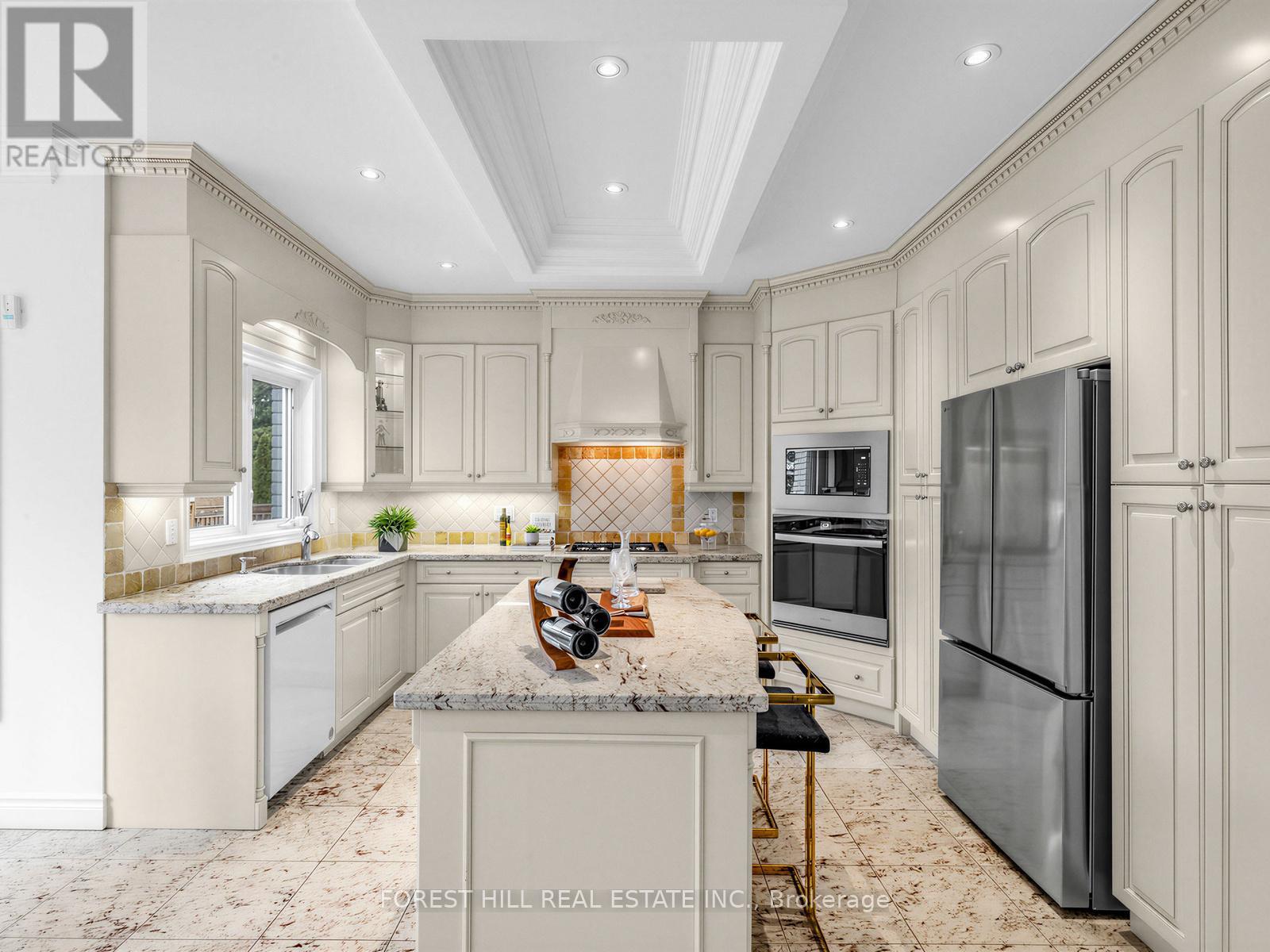 16 Northwood Drive, Toronto, Ontario  M2M 2J8 - Photo 24 - C12996122