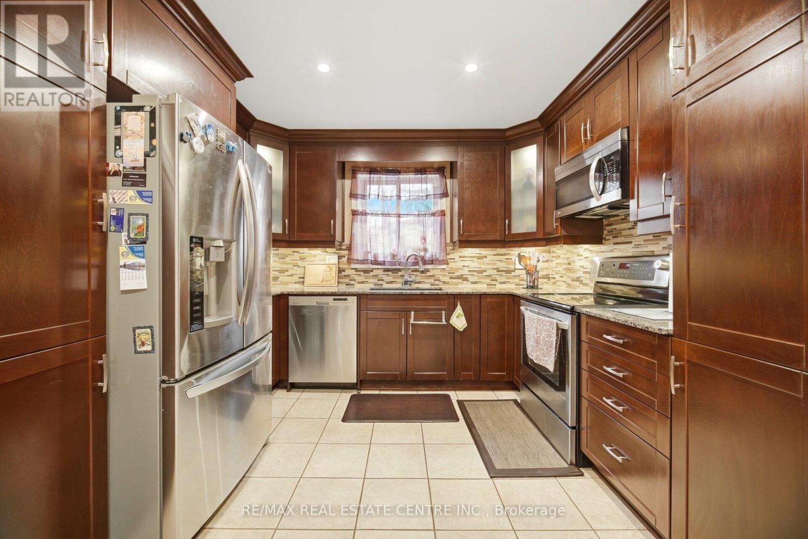 4616 Owl Circle, Mississauga, Ontario  L4Z 2P9 - Photo 15 - W12995272