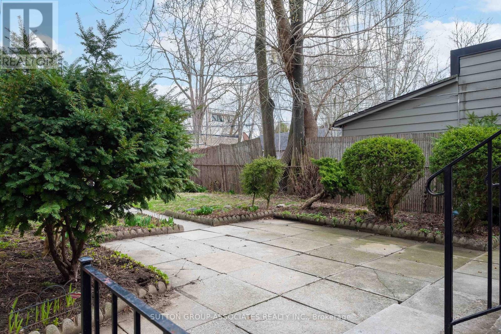 299 Wychwood Avenue, Toronto, Ontario M6C 2T6 - Photo 34 - C12996826