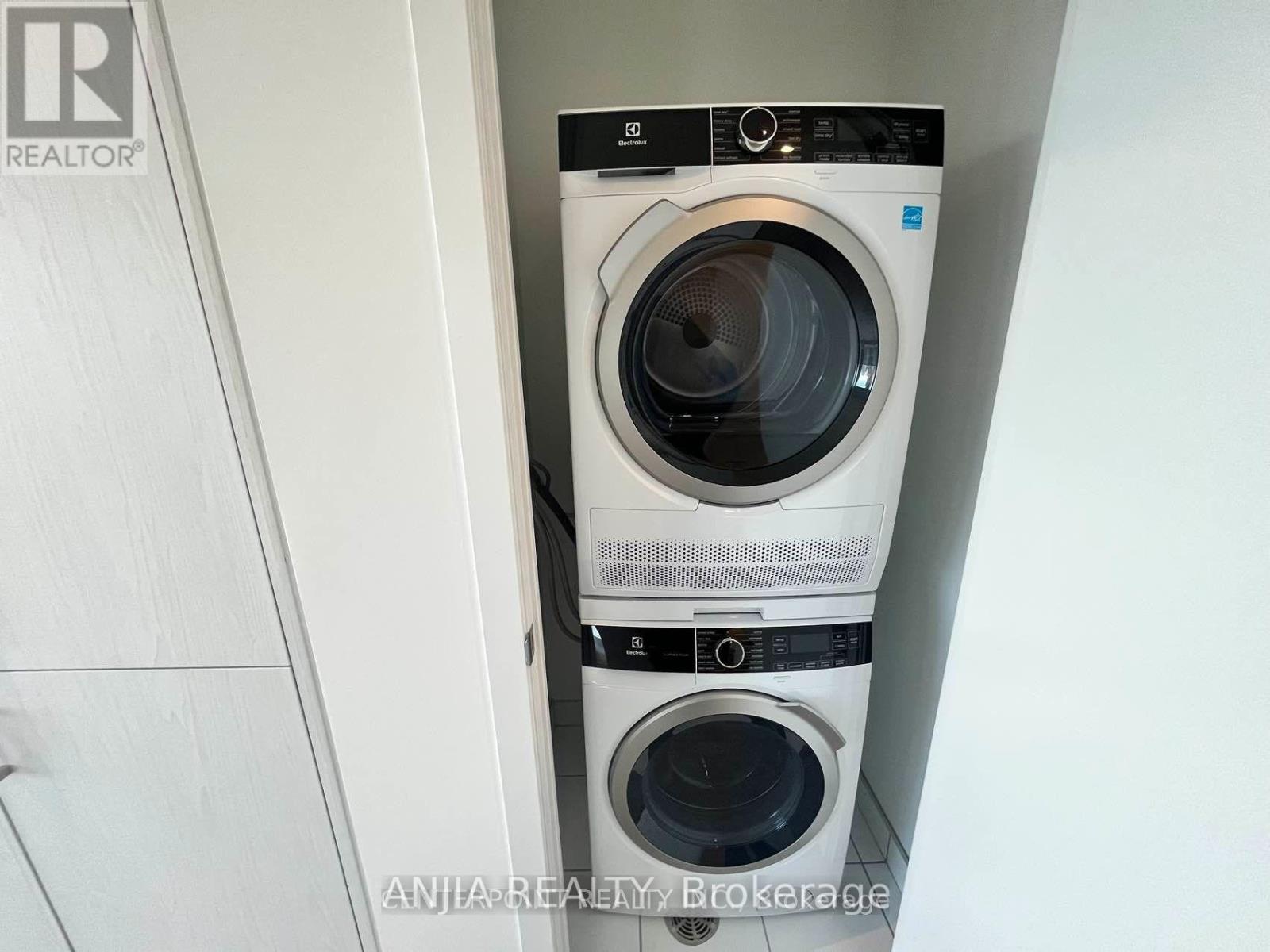 6201 - 55 Cooper Street, Toronto, Ontario  M5E 0G1 - Photo 12 - C12996856