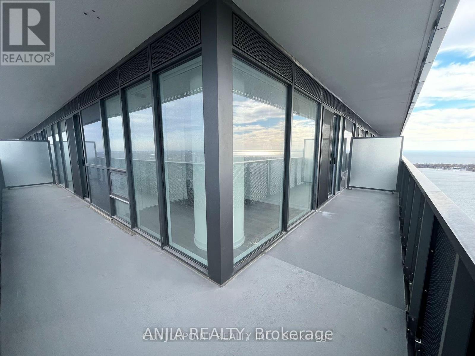 6201 - 55 Cooper Street, Toronto, Ontario  M5E 0G1 - Photo 9 - C12996856