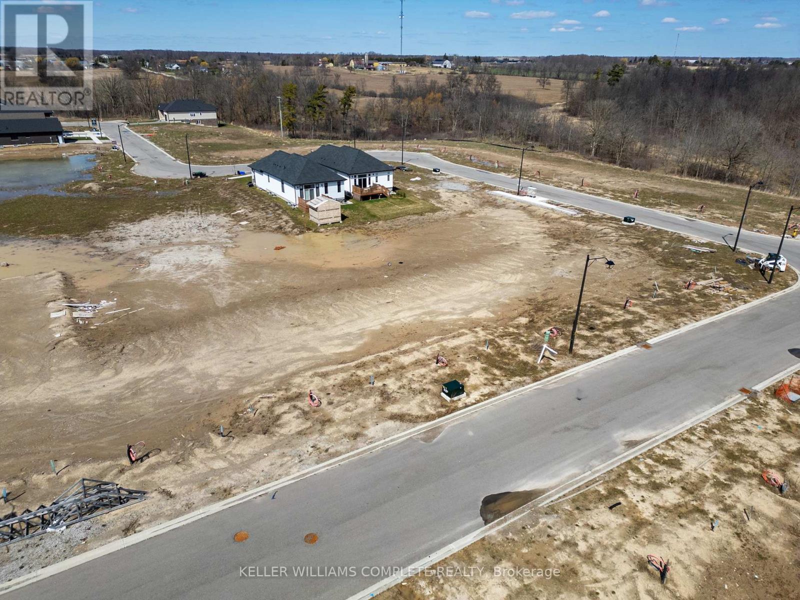 124 Pike Creek Drive, Haldimand, Ontario  N0A 1E0 - Photo 6 - X12953072