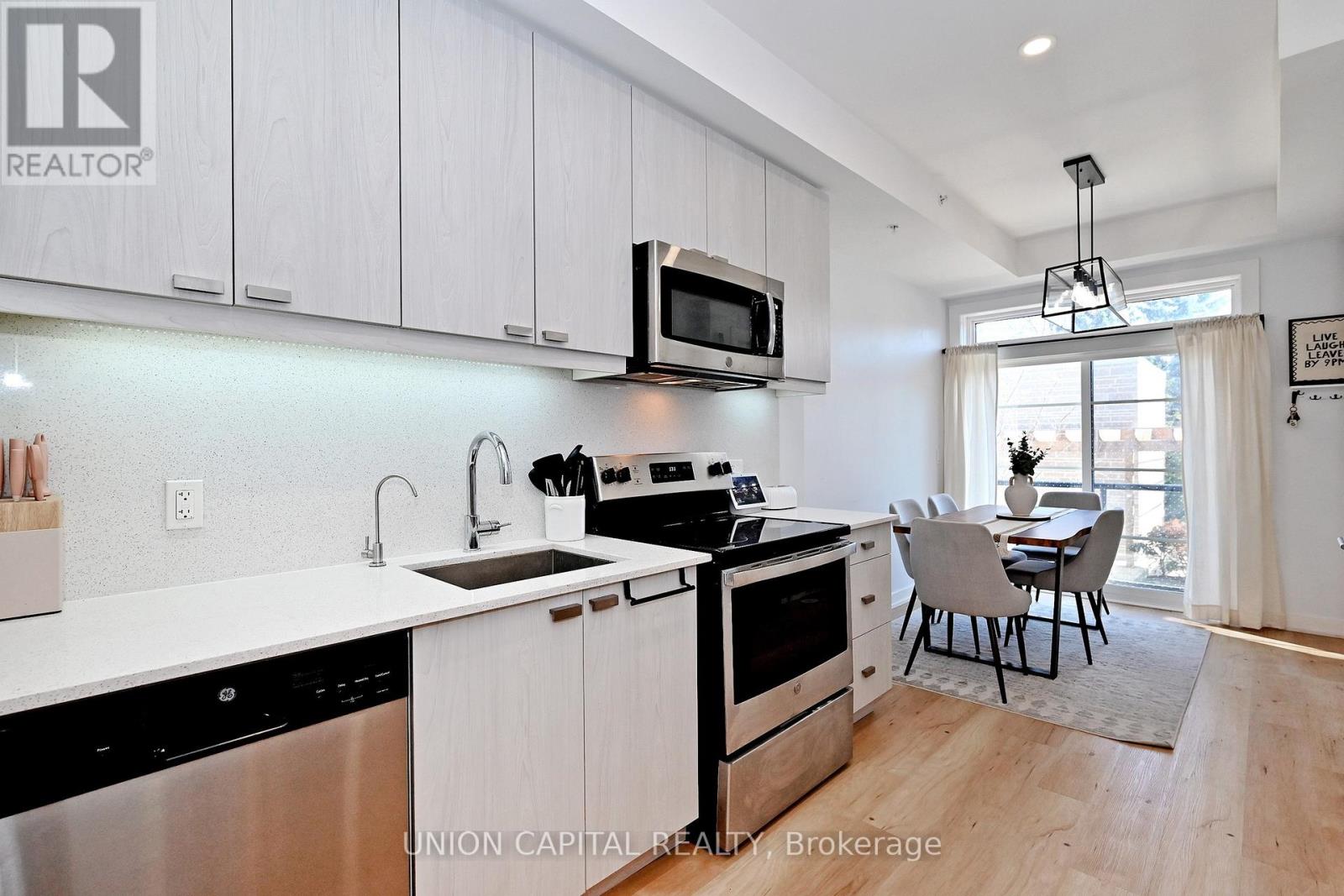 39 - 57 Finch Avenue W, Toronto, Ontario  M2K 0K9 - Photo 9 - C12996880