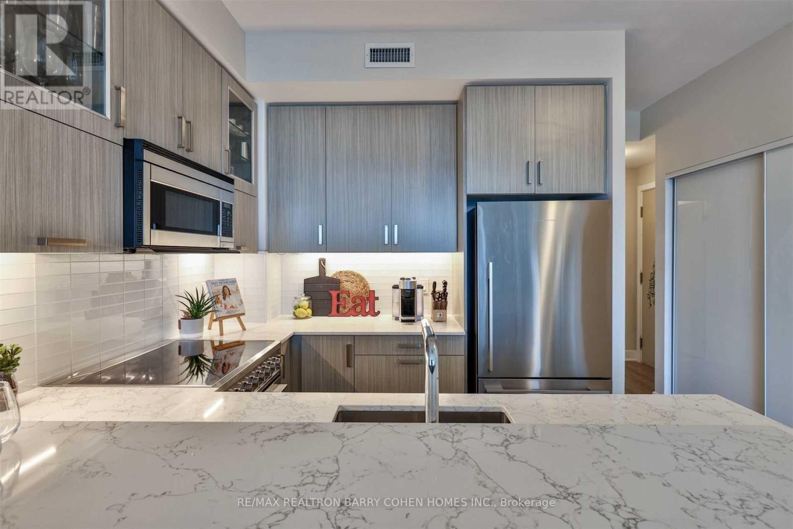 1202 - 1486 Bathurst Street, Toronto, Ontario M5P 3G9 - Photo 4 - C12996922