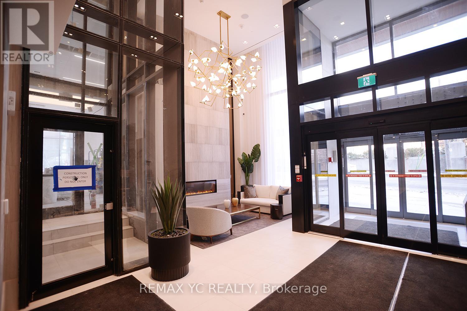 721 - 2020 Bathurst Street, Toronto, Ontario  M5P 3L1 - Photo 3 - C12996978