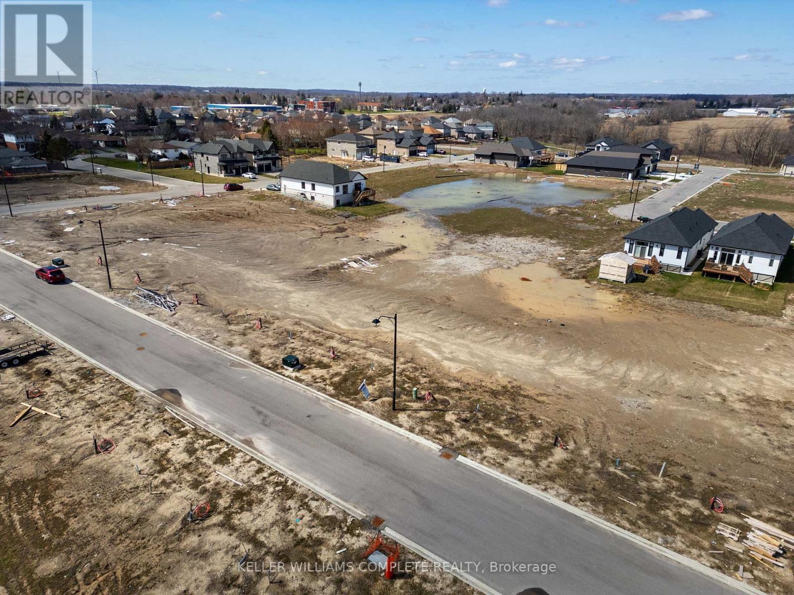 124 Pike Creek Drive, Haldimand, Ontario  N0A 1E0 - Photo 7 - X12953072