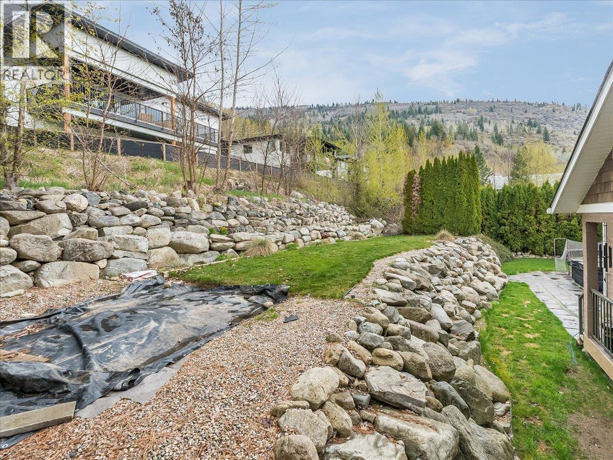 2455 Colin Crescent, Trail, British Columbia  V1R 4T4 - Photo 58 - 10382366