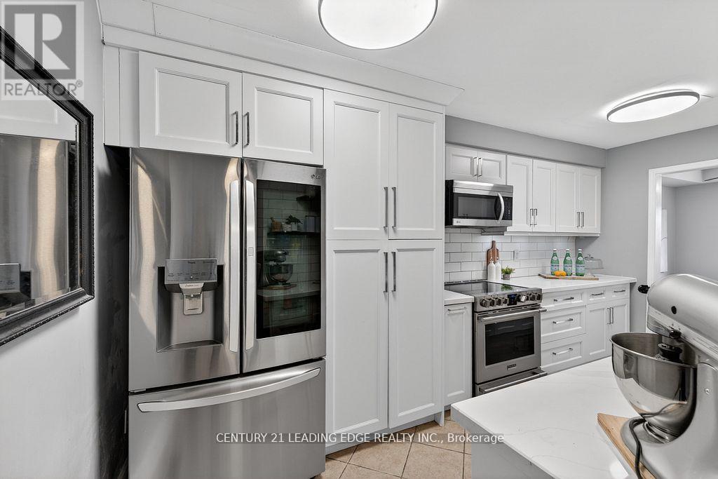 56 Ivory Court, Clarington, Ontario  L1C 5C1 - Photo 7 - E12996882