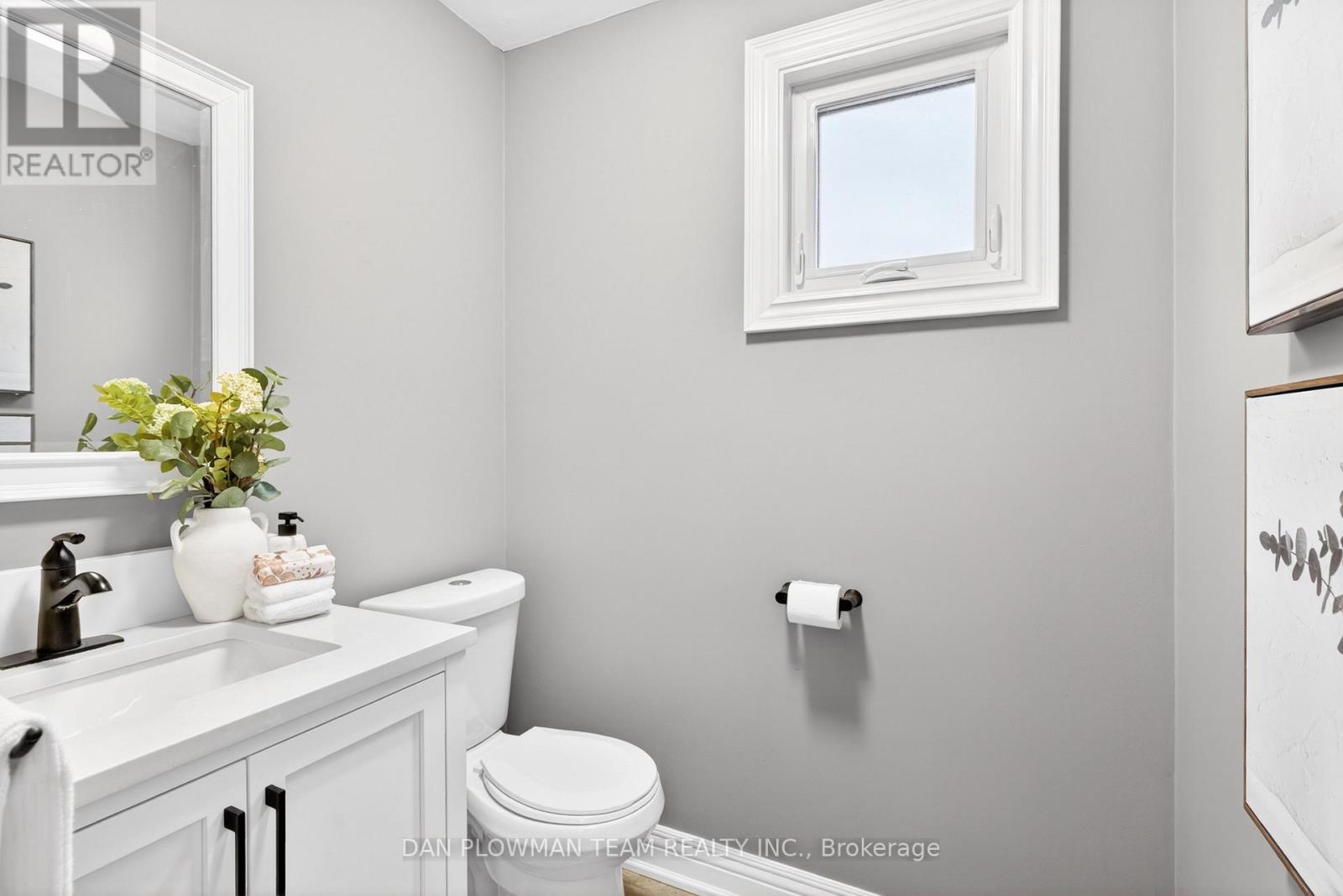 649 Dunn Crescent, Pickering, Ontario  L1W 3T4 - Photo 15 - E12996938