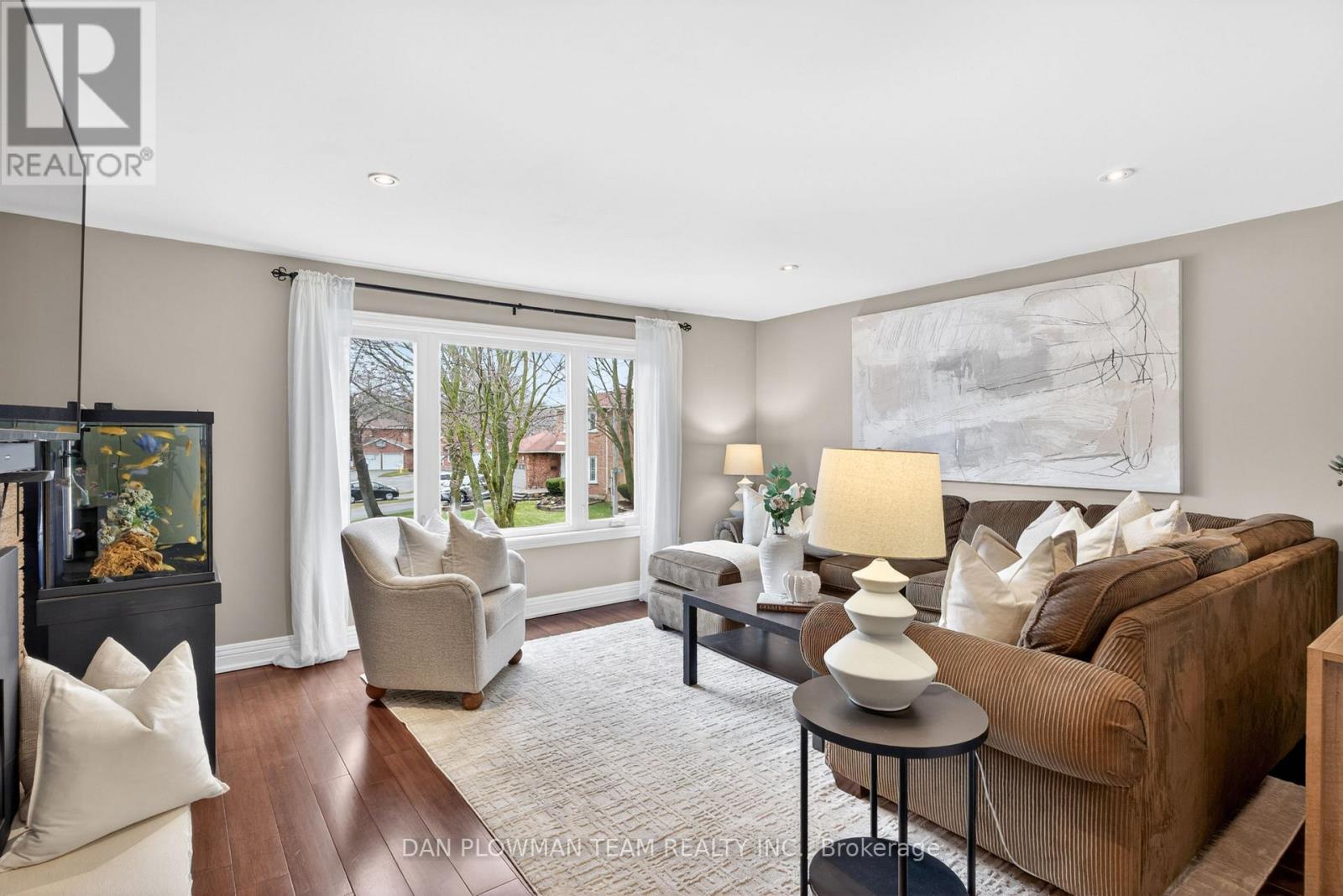 649 Dunn Crescent, Pickering, Ontario  L1W 3T4 - Photo 16 - E12996938