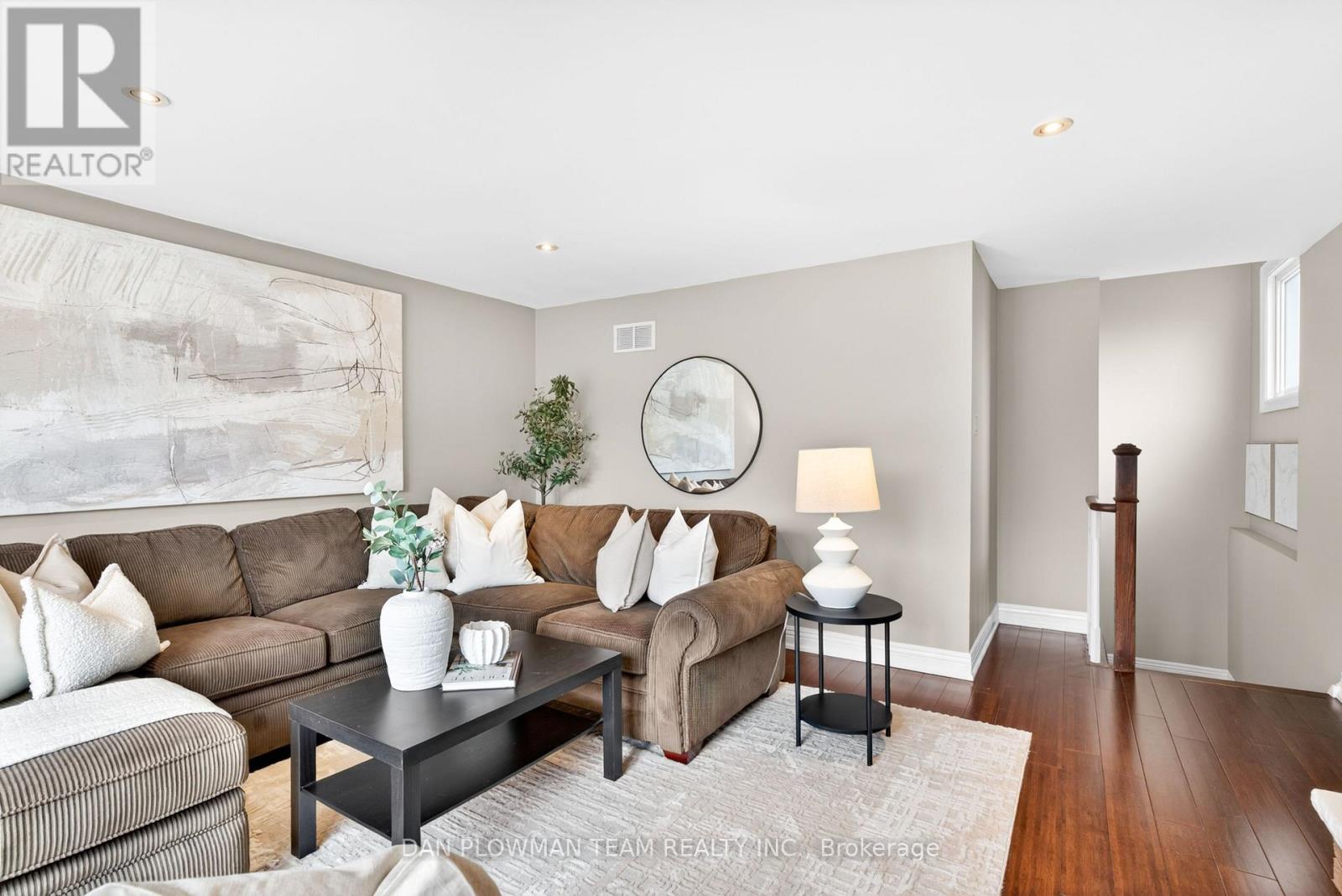 649 Dunn Crescent, Pickering, Ontario  L1W 3T4 - Photo 17 - E12996938