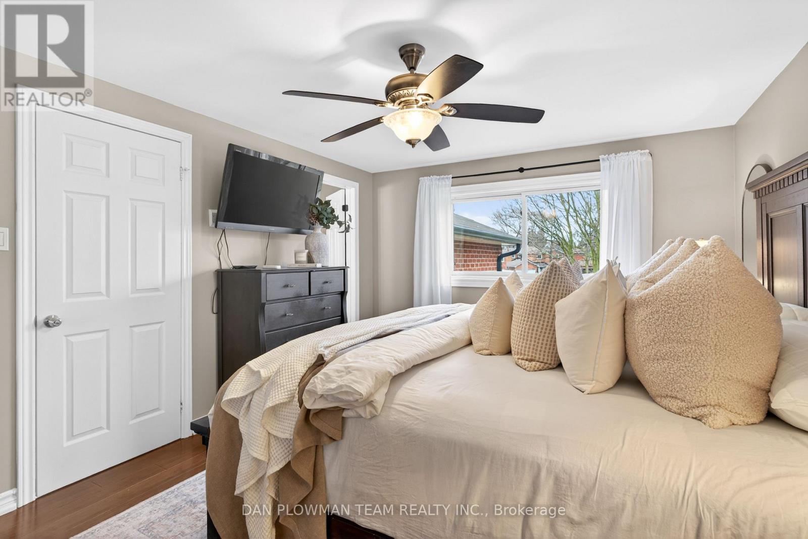 649 Dunn Crescent, Pickering, Ontario  L1W 3T4 - Photo 21 - E12996938