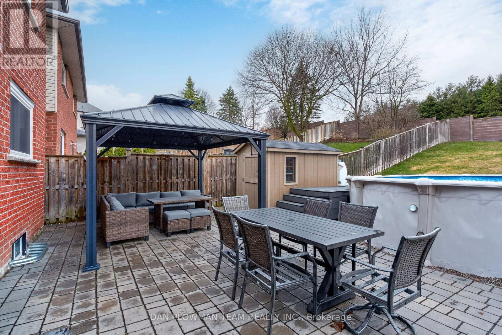 649 Dunn Crescent, Pickering, Ontario  L1W 3T4 - Photo 34 - E12996938