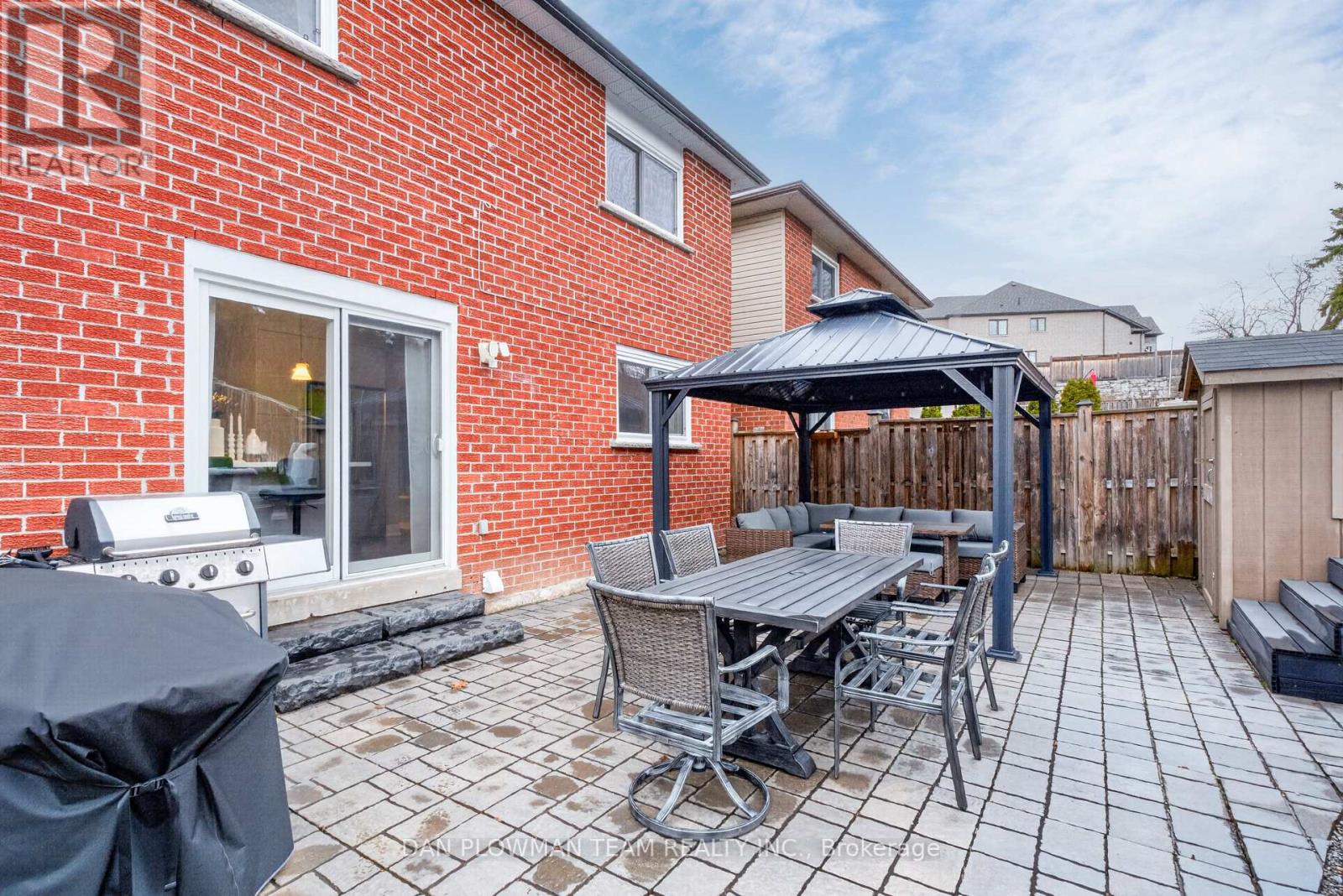 649 Dunn Crescent, Pickering, Ontario  L1W 3T4 - Photo 35 - E12996938