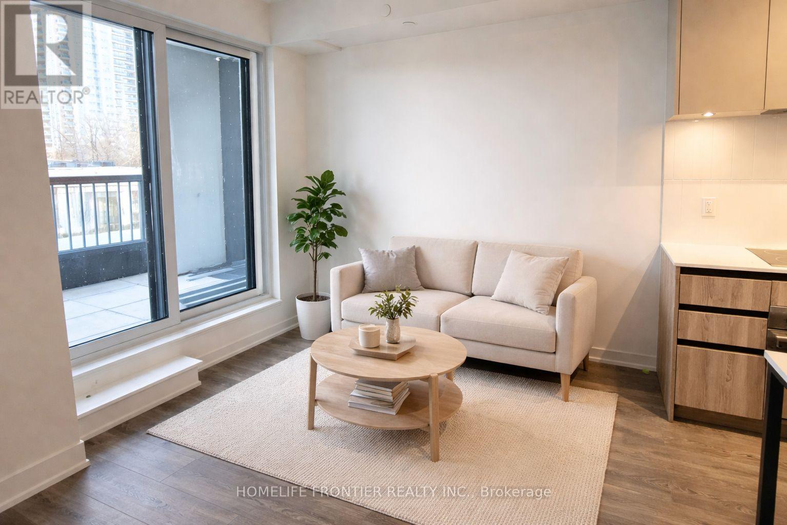 318 - 7950 Bathurst Street, Vaughan, Ontario  L4J 0L4 - Photo 5 - N12996924