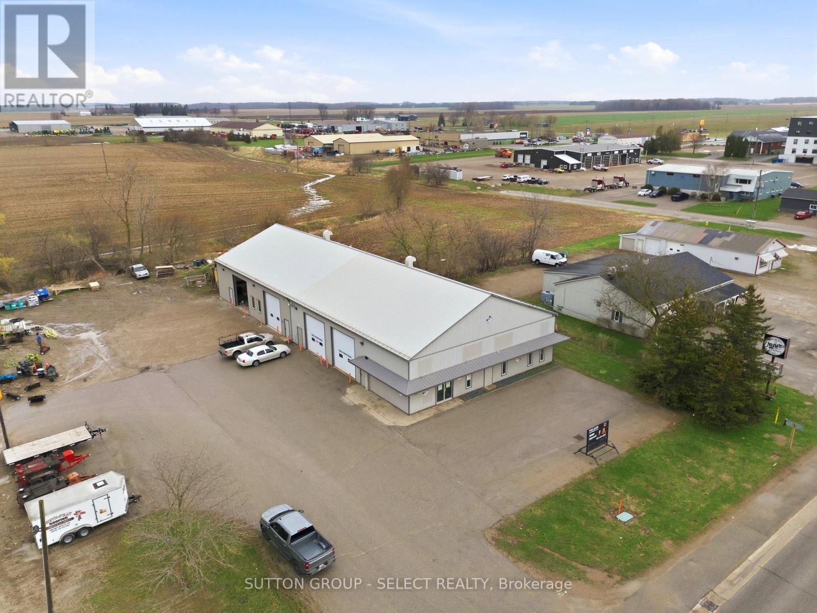 120 Thames Road W, South Huron, Ontario  N0M 1S3 - Photo 29 - X12930518