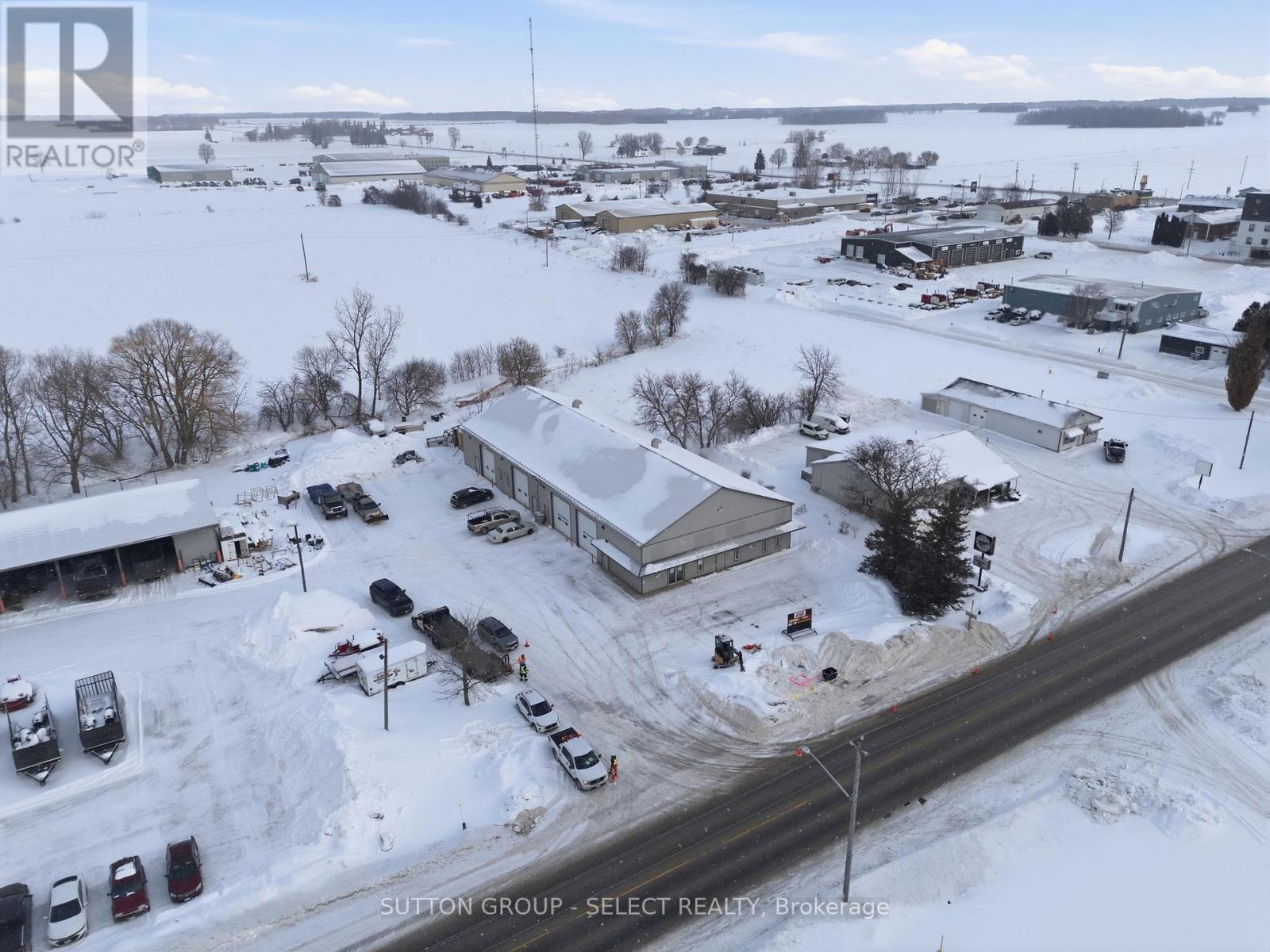 120 Thames Road W, South Huron, Ontario  N0M 1S3 - Photo 41 - X12930518