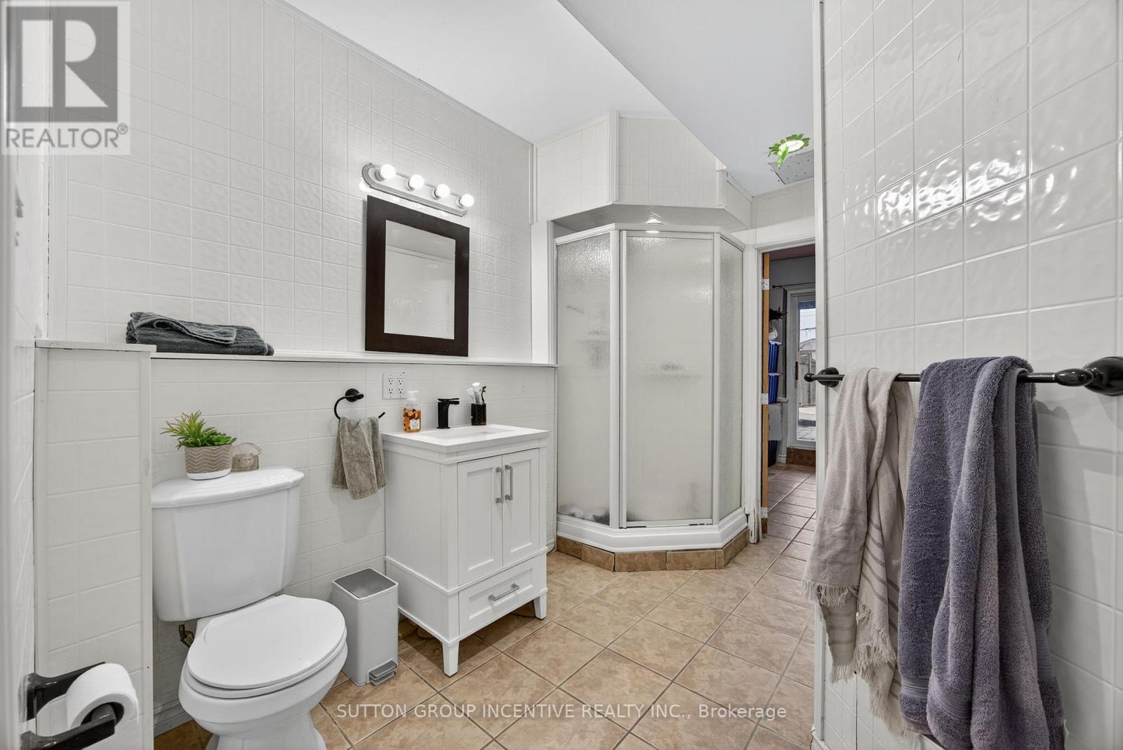 4 Dunnett Drive, Barrie, Ontario L4N 0H8 - Photo 21 - S12996902