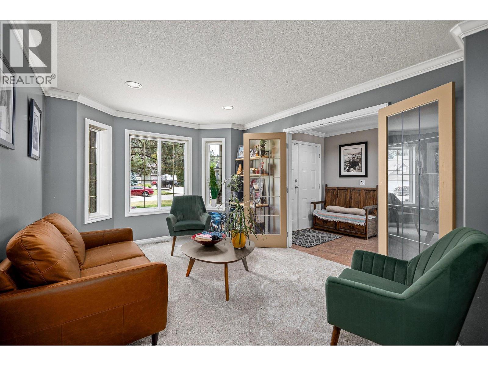 3925 Flower Court, Kelowna, British Columbia  V1W 4W2 - Photo 6 - 10383163