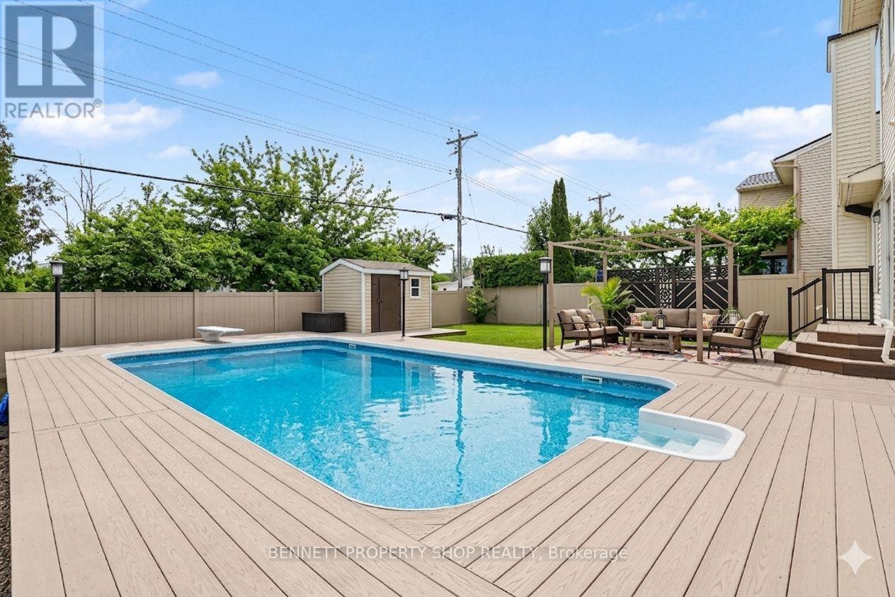 1476 Bourcier Drive, Ottawa, Ontario  K1E 3J8 - Photo 23 - X12925166