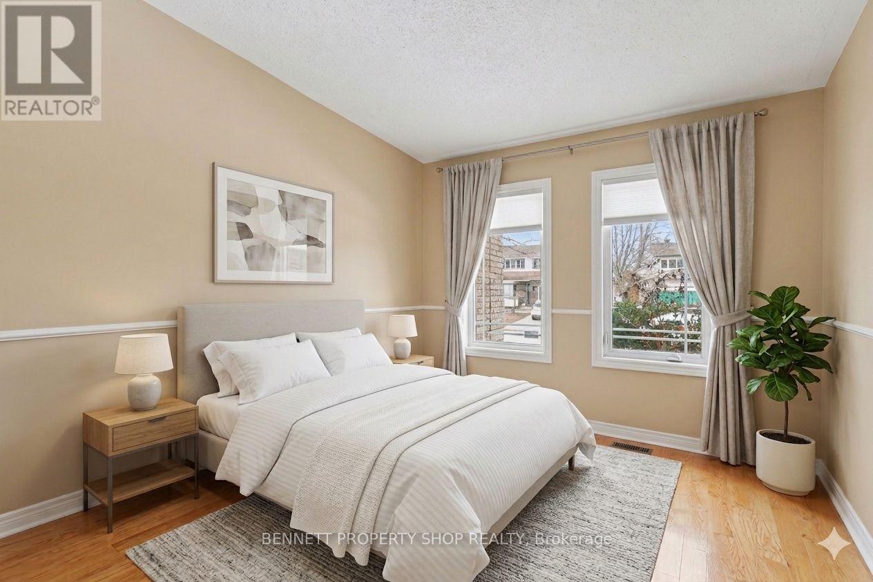 1476 Bourcier Drive, Ottawa, Ontario  K1E 3J8 - Photo 6 - X12925166