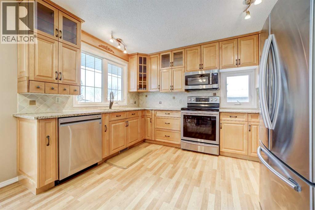 762 Lebel Street, Pincher Creek, Alberta  T0K 1W0 - Photo 10 - A2277520