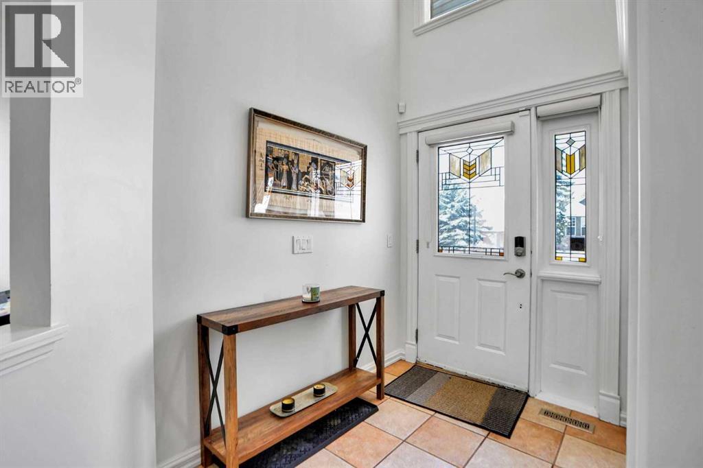 6 Strathridge Way Sw, Calgary, Alberta  T3H 3S3 - Photo 7 - A2298508