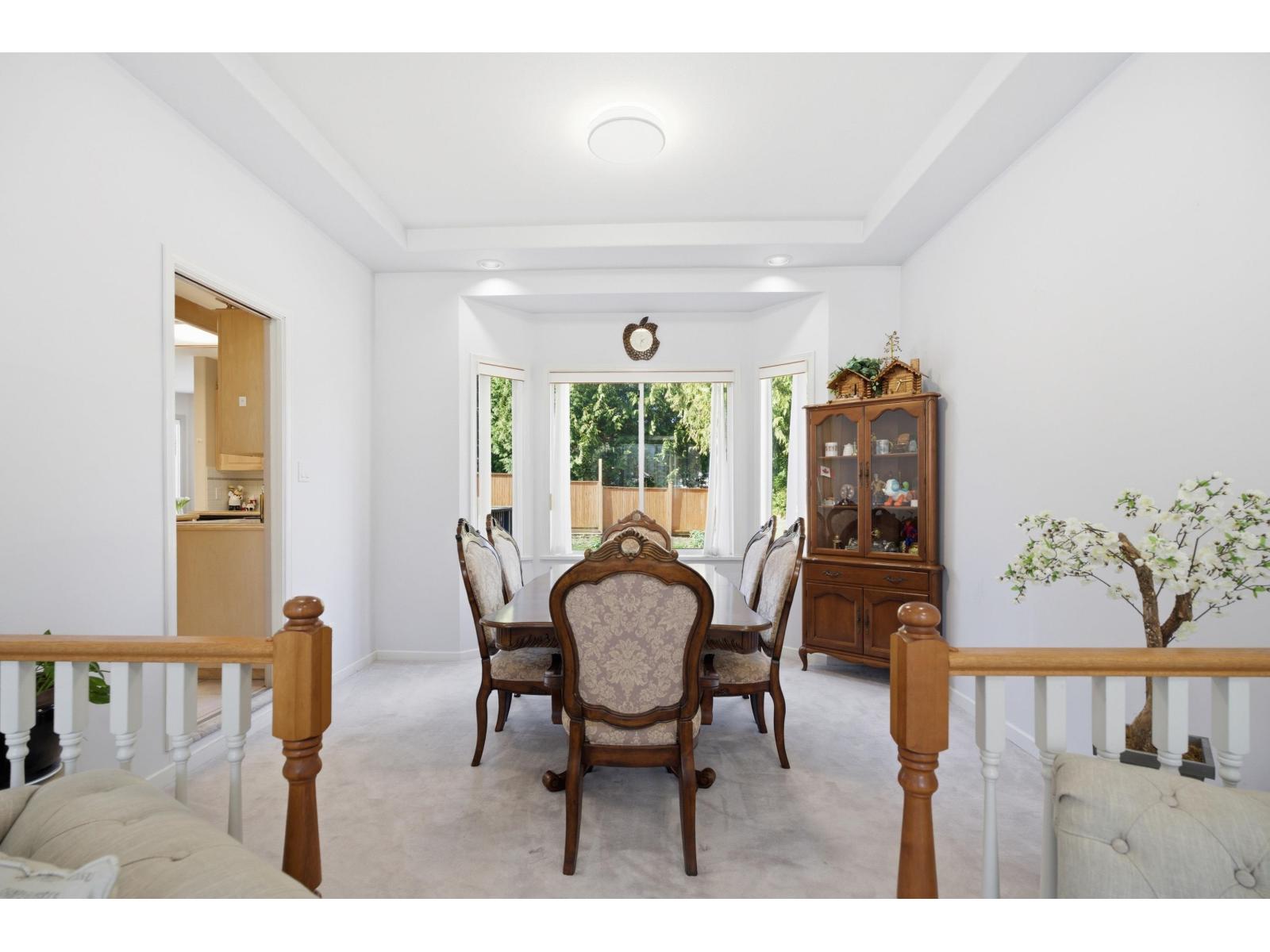 6707 122a Street, Surrey, British Columbia  V3W 0W1 - Photo 5 - R3107866