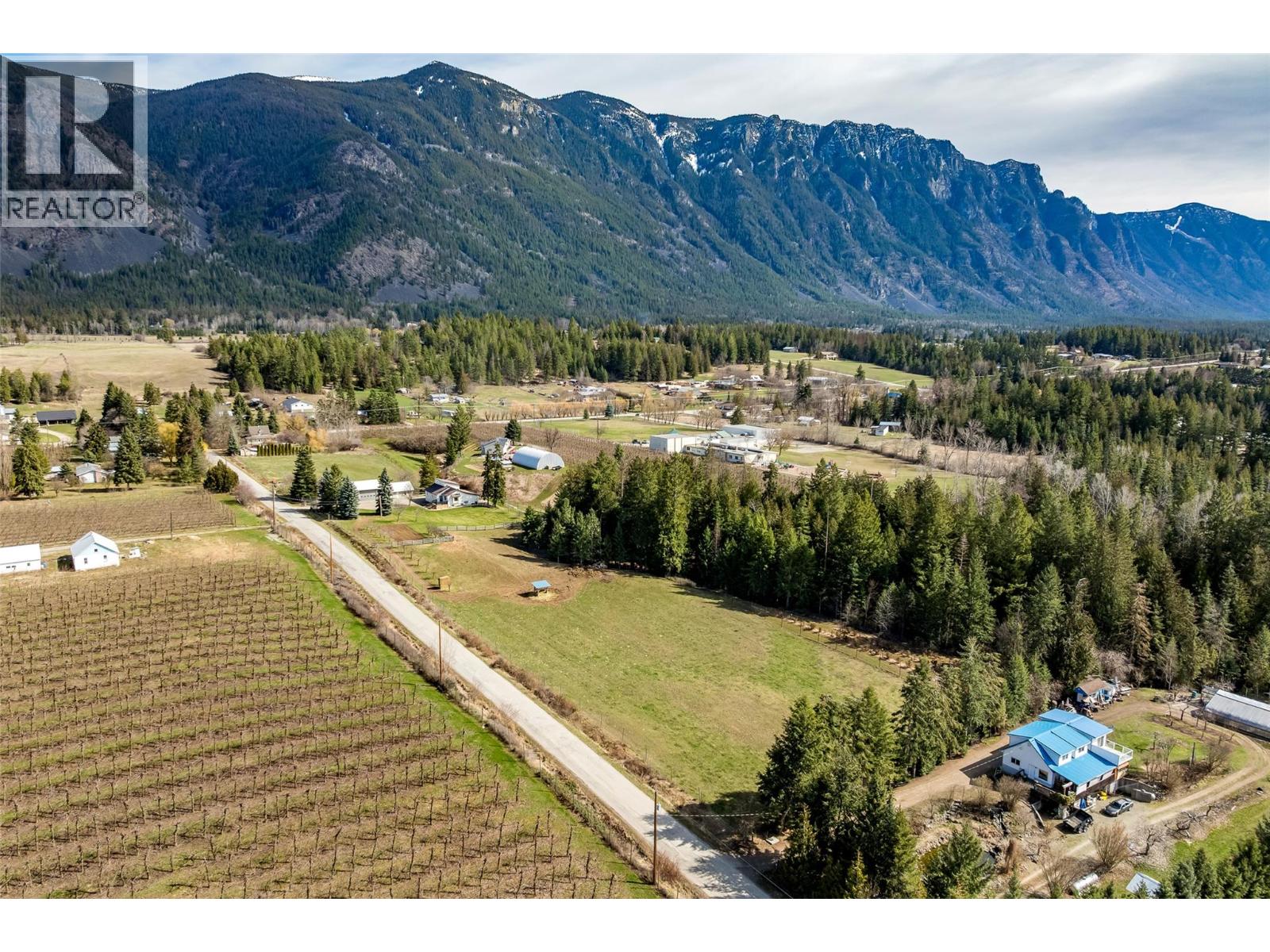 3955 46th Street, Creston, British Columbia  V0B 1C0 - Photo 82 - 10382241